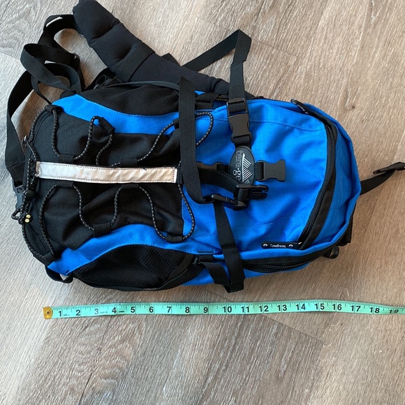 💥HOST PICK💥Teragear Daypack Backpack - Picture 9 of 11